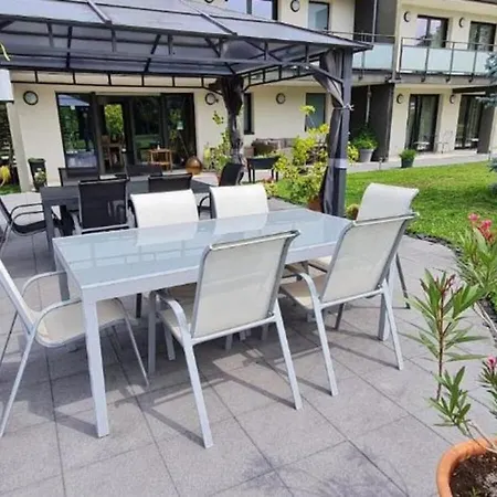 Sainte Hune Et Frühstückspension 4*