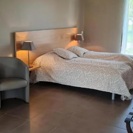 Sainte Hune Et Panzió